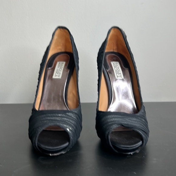 Badgley Mischka Star Pump Peep Toe Sequinned Black 9.5 - Picture 4 of 7